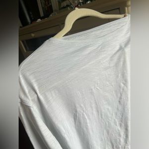 Lululemon back in action long sleeve